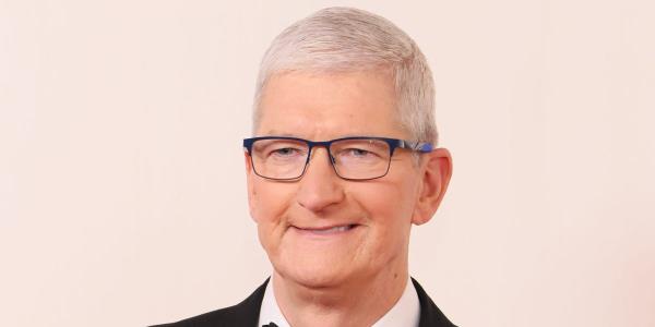 看看蒂姆·库克(Tim Cook)著名的“给你妈妈买一部iPhone”的妙语，这句话引起了司法部的注意