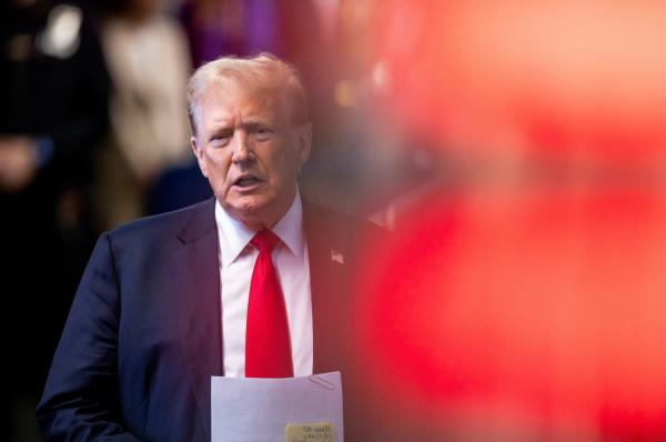 Former U.S. President Do<em></em>nald Trump talks to reporters in New York, U.S., May 28, 2024. (Reuters Photo)