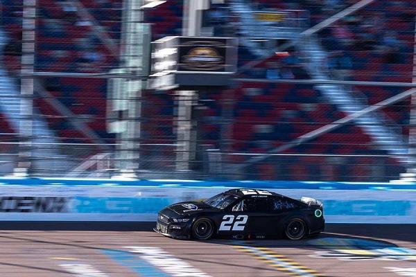 NASCAR stock car on-track at Phoenix Raceway. Alejandro Alvarez via NASCAR