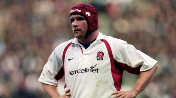 Phil Vickery playing for England against South Africa in 2001