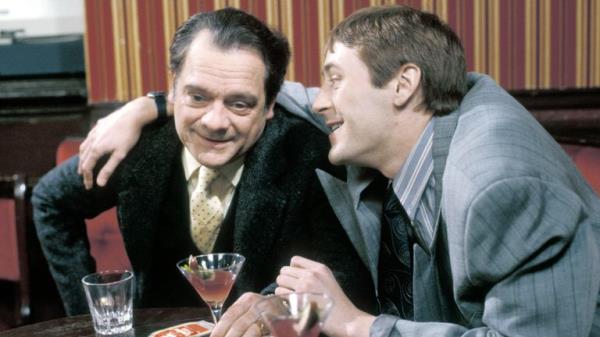 EDITORIAL USE o<em></em>nLY Undated handout photo issued by UKTV of Del Boy and Rodney Trotter from o<em></em>nly Fools and Horses inside The Nags Head pub from the television sitcom, as TV channel Gold celebrates the show's 40th anniversary. Issue date: Thursday September 2, 2021.</p>

<p>　　Pic: UKTV/BBC/PA</p>

<p>　　