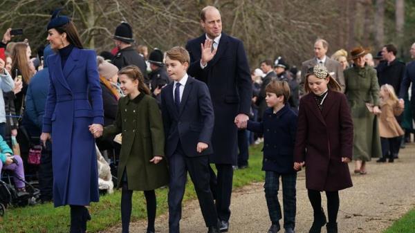 (left to right) the Princess of Wales, Princess Charlotte, Prince George, the Prince of Wales, Prince Louis and Mia Tindall attending the Christmas Day morning church service at St Mary Magdalene Church in Sandringham, Norfolk. Picture date: Mo<em></em>nday December 25, 2023.</p>

<p>　　