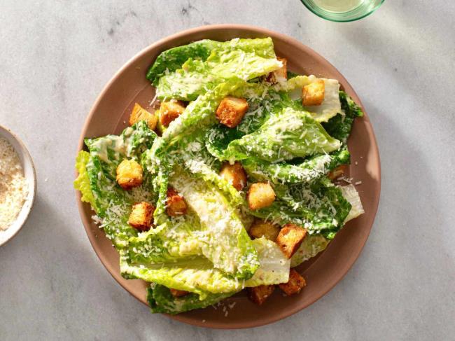 19-nutrition-facts-a<em></em>bout-caesar-salad