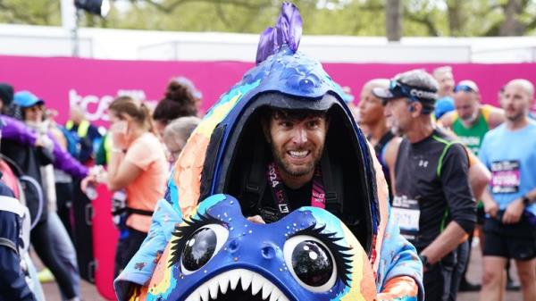 Joel Dommett after finishing the  TCS Lo<em></em>ndon Marathon. Picture date: Sunday April 21, 2024. Pic: PA