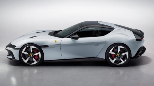 New Ferrari 12Cilindri: Maranello's free-breathing V12 lives on!