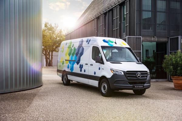 Der neue Mercedes-Benz eSprinter // The new Mercedes-Benz eSprinter