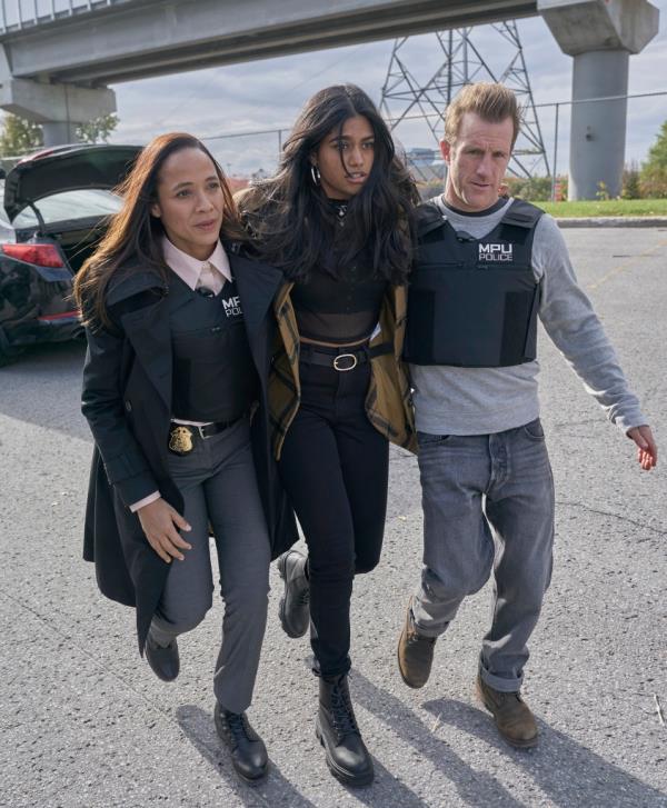 Dania Ramirez, guest star Rebecca Ablack and Scott Caan in 