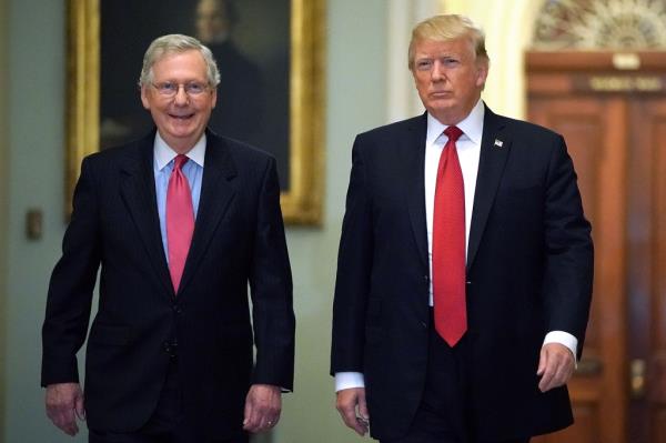 Senate Minority Leader Mitch McCo<em></em>nnell and former President Do<em></em>nald Trump.