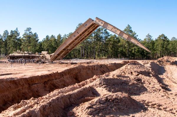 The portable armored bridge