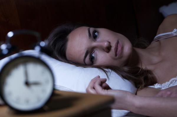 30-something woman havin<em></em>g trouble sleeping