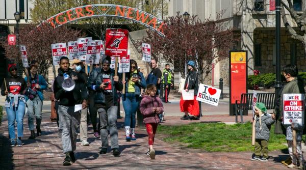 Rutgers University strikers on the picket line