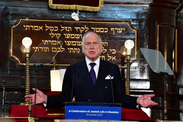 World Jewish Co<em></em>ngress President Ro<em></em>nald Lauder speaks at the Malmo Synagogue on the eve of the Internatio<em></em>nal Forum on Holocaust Remembrance and Combating Antisemitism in 2021.