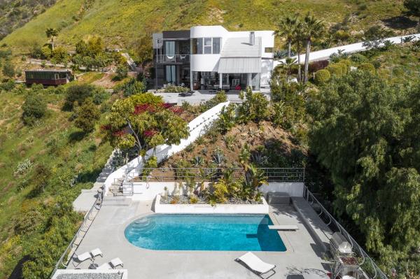 the canyons house malibu listing