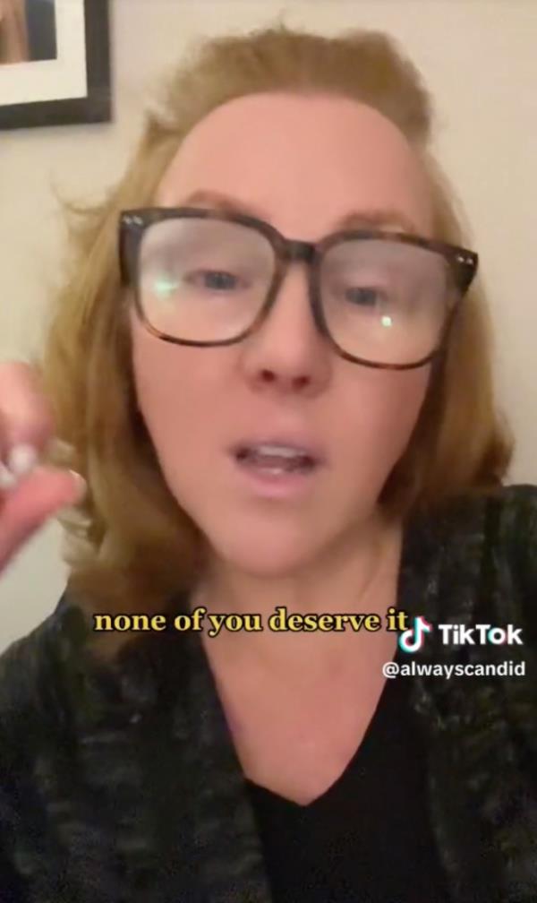 Candi Davis, married mom from Chicago, revealed on TikTok what Oprah Winfrey said to her after gifting her audience with cars in November 2010. 