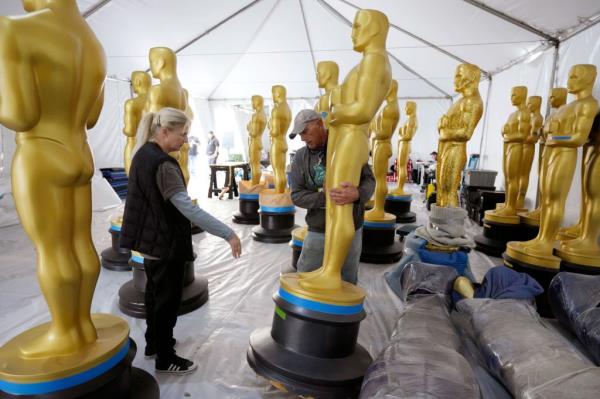 Here's how Oscars voting works to determine winners.