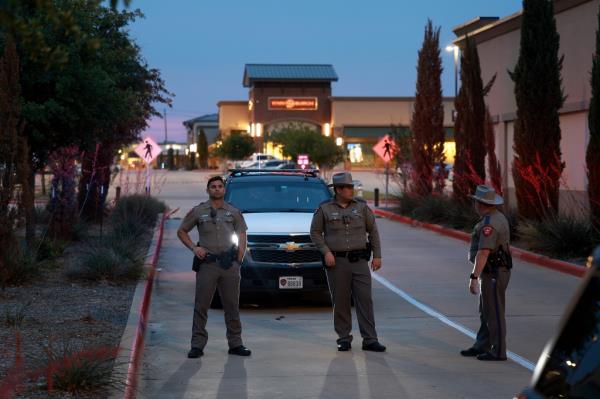 Law enforcement blocked off the entrance to the mall over the weekend. 