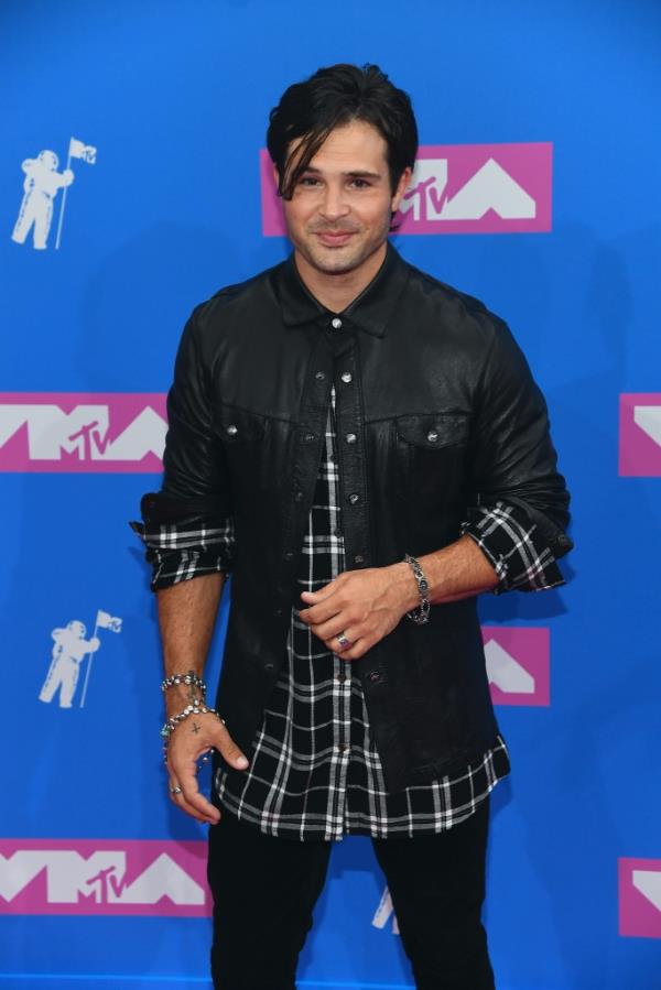 Cody Lo<em></em>ngo attends the 2018 MTV Video Music Awards in NYC.