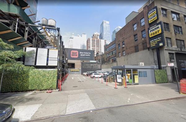 Pictured is the Edison Park Fast garage on West 44th Street.