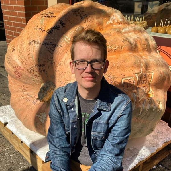 YouTube star Hank Green, 43, reveals cancer diagnosis