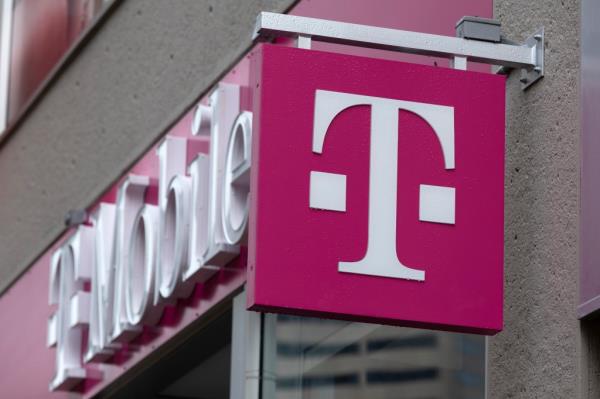 T-Mobile logo