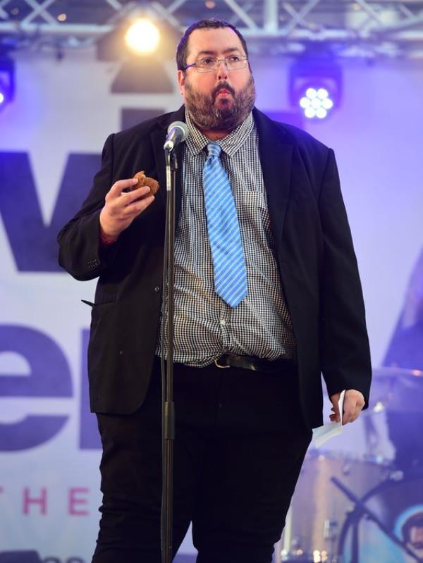 Ewen Macintosh attending the world premiere of David Brent: Life On The Road at Leicester Square</p>

<p>　　Pic:PA