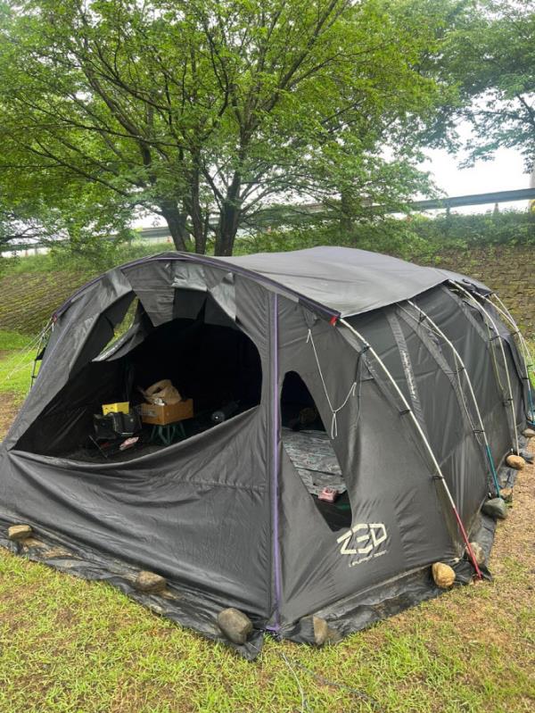 A ripped tent is seen at a campsite Cheongdo-gun, North Gyeo<em></em>ngsang Province. (Courtesy of o<em></em>nline community)