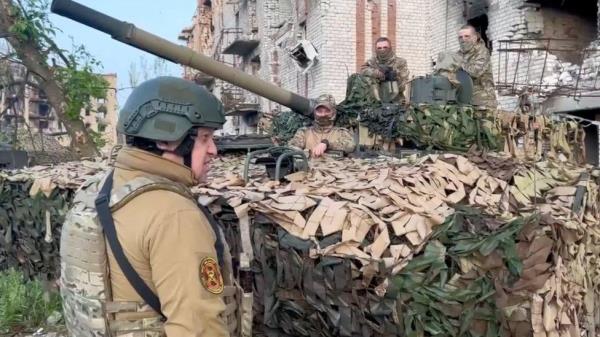 Yevgeny Prigozhin speaks to Wagner soldiers in Bakhmut