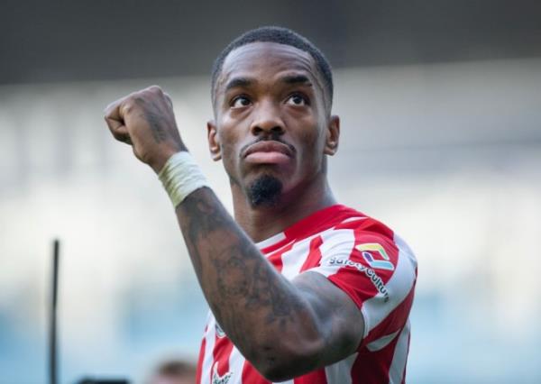 Ivan To<em></em>ney of Brentford celebrates after the Premier League match between Manchester City and Brentford FC at Etihad Stadium.