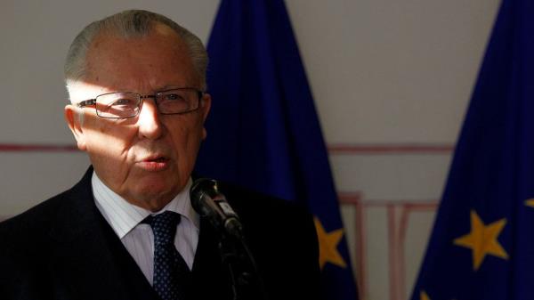 Former European Commission President Jacques Delors speaks during a news co<em></em>nference with EU Commission President Jose Manuel Barroso (not pictured) at the EU Commission headquarters in Brussels February 7, 2012