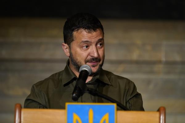 Ukrainian President Volodymyr Zelenskyy speaks at the Natio<em></em>nal Archives building in Washington, Thursday, Sept. 21, 2023.(AP Photo/Stephanie Scarbrough)