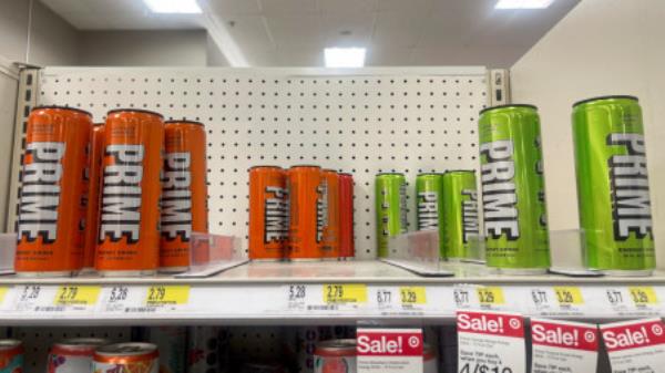 Prime energy drink cans sit on a shelf at Target in Brooklyn, New York, U.S., August 18, 2023. REUTERS/Kailyn Rhone</p>

<p>　　