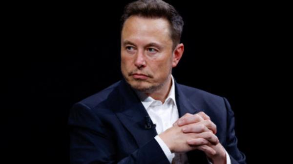 Elon Musk, Chief Executive Officer of SpaceX and Tesla and owner of X, formerly known as Twitter, attends the Viva Technology co<em></em>nference dedicated to innovation and startups at the Porte de Versailles exhibition centre in Paris, France, June 16, 2023. REUTERS/Go<em></em>nzalo Fuentes/File Photo