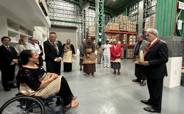 Head Pharmacist Leva’itai Asaeli, left, gave the tour of the new To<em></em>nga Pharmaceutical Facility to Crown Prince and Dr Shane Reti. 7 Feebraury 2024