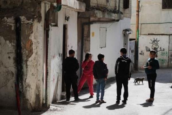 Children playing at the Aida refugee camp.