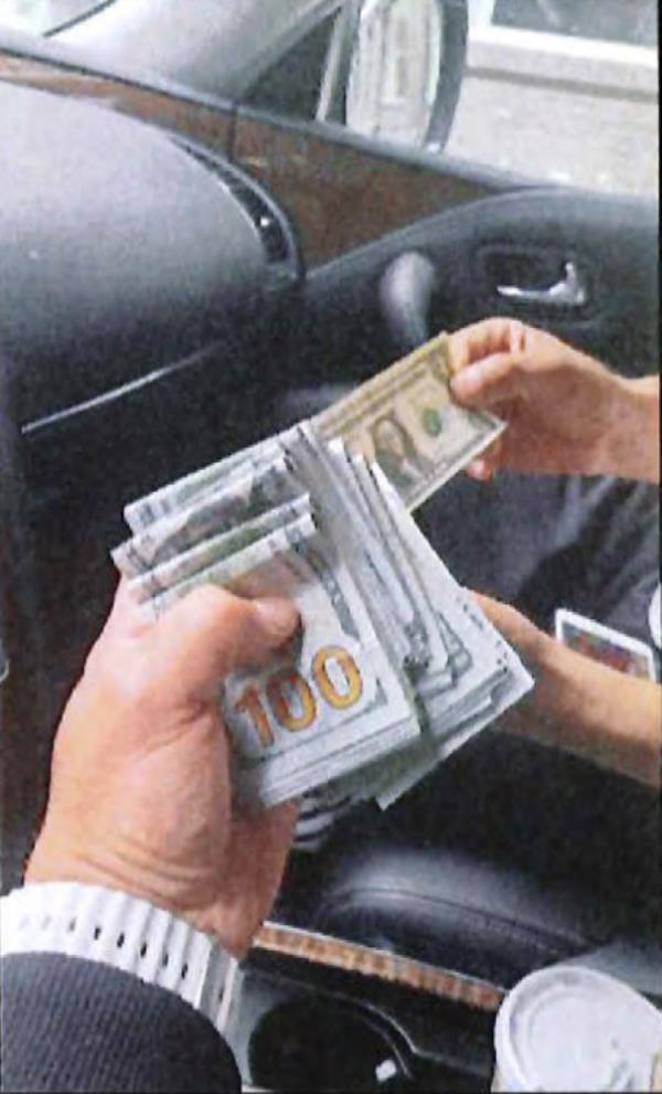 Hand-to-hand mo<em></em>ney transaction