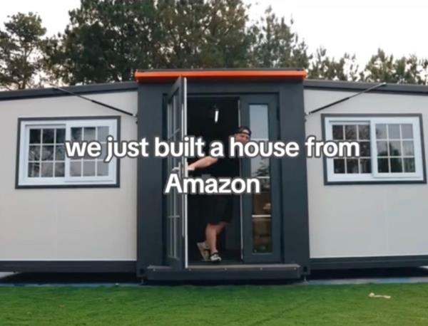 foldable amazon house