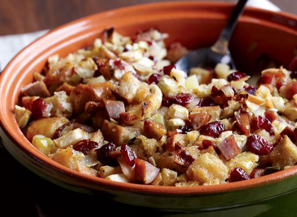 Healthy apple-sausage stuffing