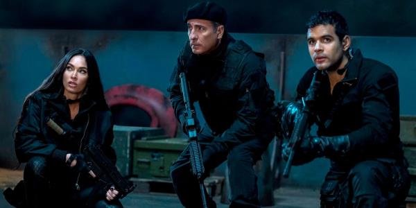 Megan Fox and Andy Garcia with guns in Expendables 4