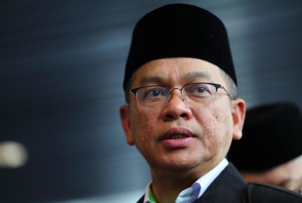 Jakim outlines strategies to ensure Malaysian halal certification remains relevant, says religious affairs minister