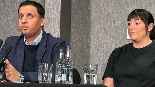 Scottish Labour leader Anas Sarwar and Kimberly Darroch, during a press co<em></em>nference in Glasgow wher<em></em>e they called for the leadership of NHS Greater Glasgow and Clyde health board to resign or be suspended after it was co<em></em>nfirmed as a suspect in a corporate homicide investigation into the death of a number of patients, including Kimberly's daughter Milly Main, 10, who died in 2017 after co<em></em>ntracting an infection at a children's ward in Queen Elizabeth University Hospital Glasgow, while in remission f