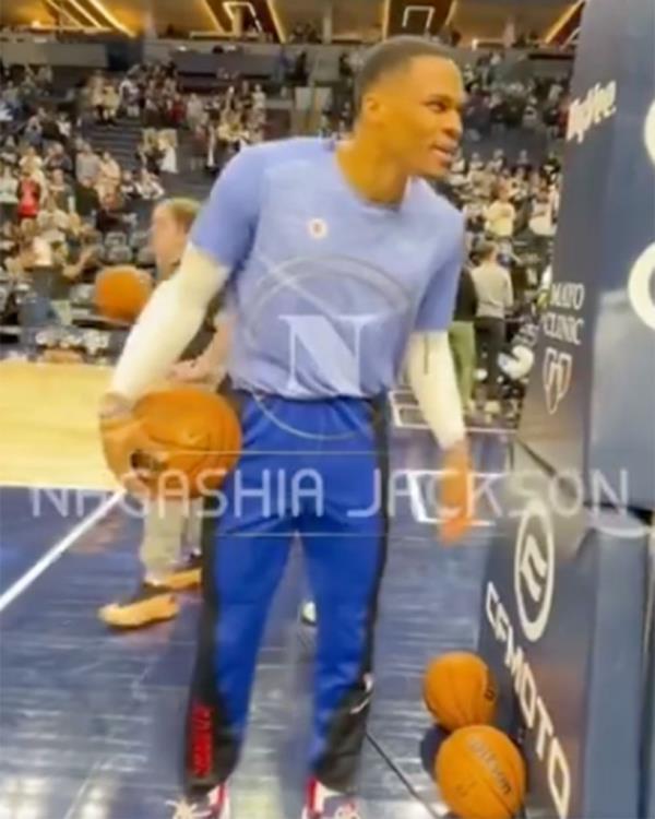 Clippers star Russell Westbrook co<em></em>nfronts a Timberwolves fan before a game at Target center in Minneapolis on January 14, 2024.