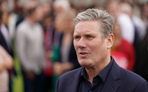 Sir Keir Starmer said transitio<em></em>ning should not happen without appropriate medical examination.