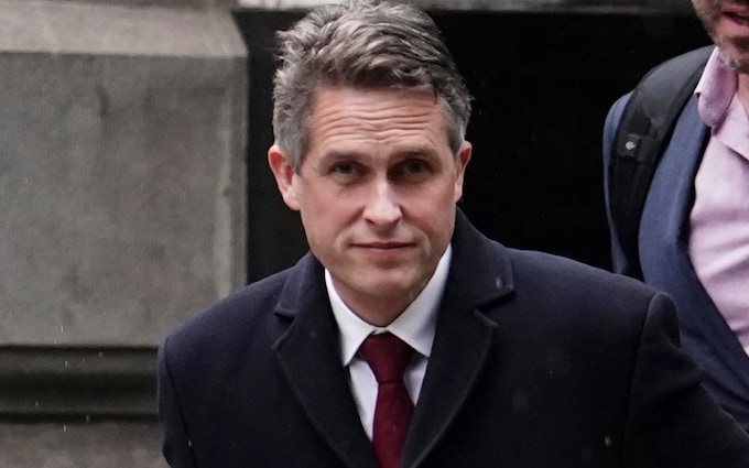 Sir Gavin Williamson leaves City Of Lo<em></em>ndon Magistrates’ Court on Wednesday after giving evidence against Simon Parry