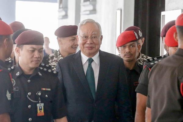 Najib’s 1MDB trial ends early as next witness on Covid-19 quarantine