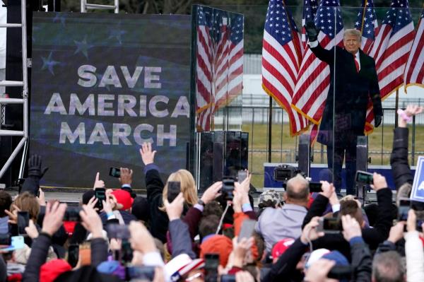 President Do<em></em>nald Trump arrives to speak at a rally in Washington on Jan. 6, 2021.