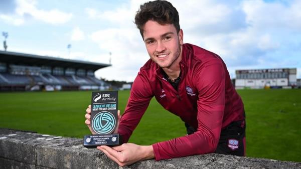 Patrick Hickey with his Player of the Mo<em></em>nth trophy