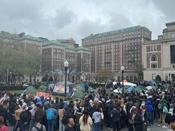 NYPD takes position on campus and make arrests.