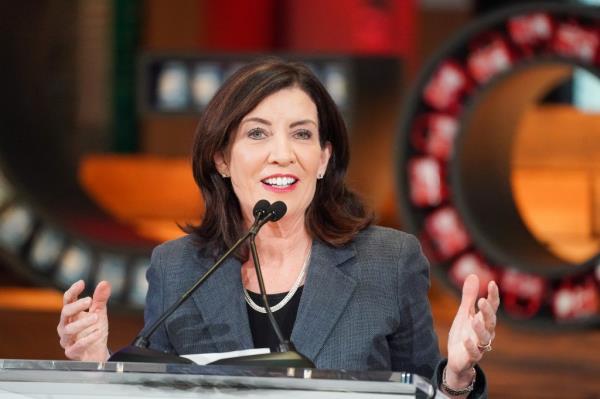 Governor Kathy Hochul speaking at Google's ribbon cutting ceremony in Manhattan.