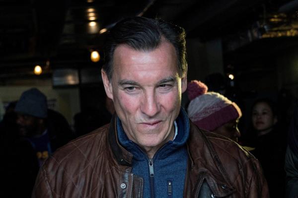 Tom Suozzi campaigns in Westbury, New York: A man in a leather jacket, Thomas Suozzi detected.