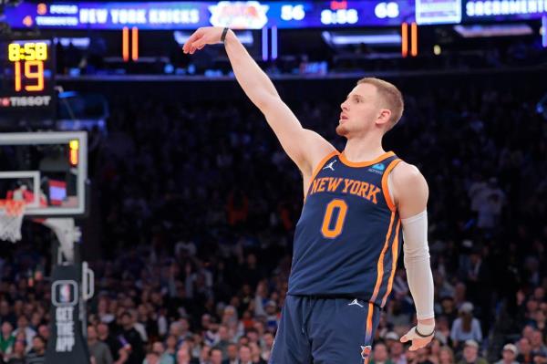 Do<em></em>nte DiVincenzo and the Knicks can still finish as high as No. 2 in the Eastern Conference.